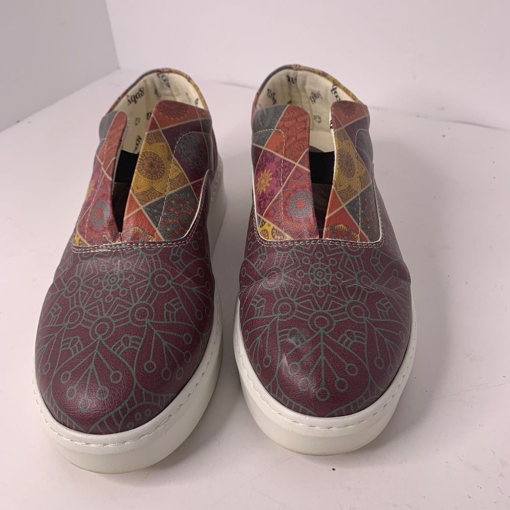 Goby Womens Slip On Sneakers Shoes Multicolor Print Leather‎ Platform Stretch 8